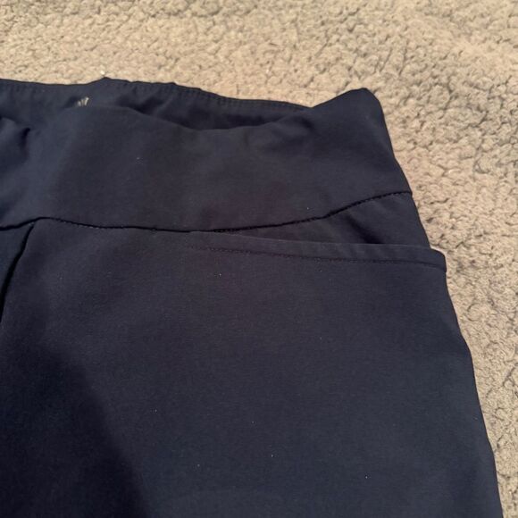 Tail Navy Shorts Size 6 Flat Front - Picture 8 of 8